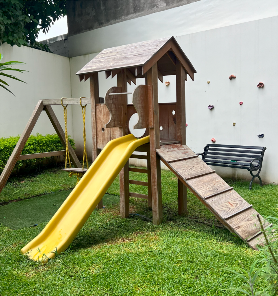DOCE-PUERTAS-02