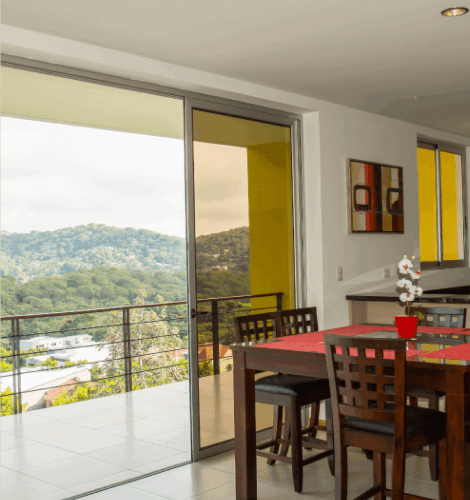 LA-COLLINE-03 (1)